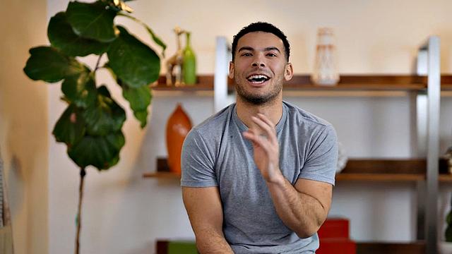 Amateur jock solo masturbating after casting