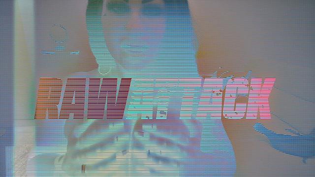 Смотри, как Лана Смоллс скачет на члене и получает жесткое трахание в POV