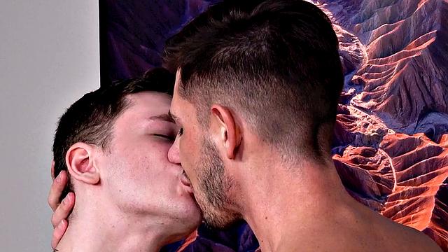 Real athletic breeding stud fucks greedy twink's asshole