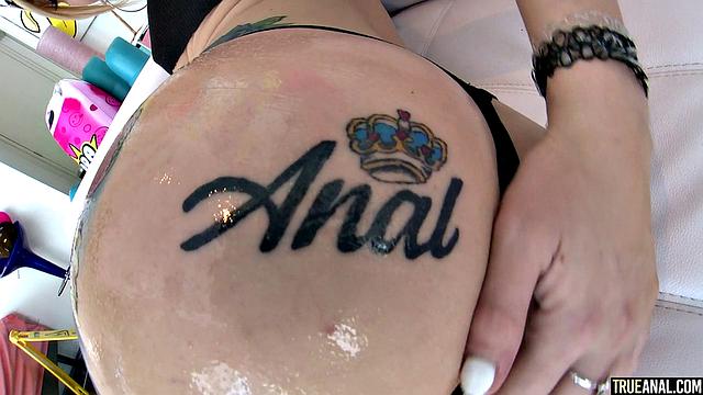 Dakota is an Anal Queen