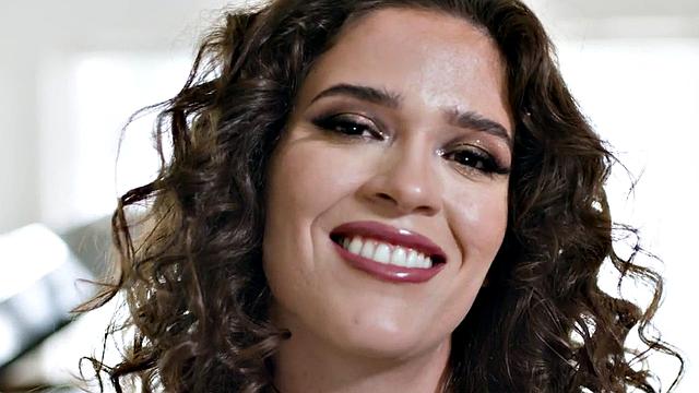 страстный минет и нежные ласки с красивой любовницей