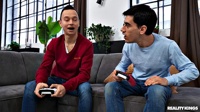 рыжая забила на приставку и пересела на хрен жорди