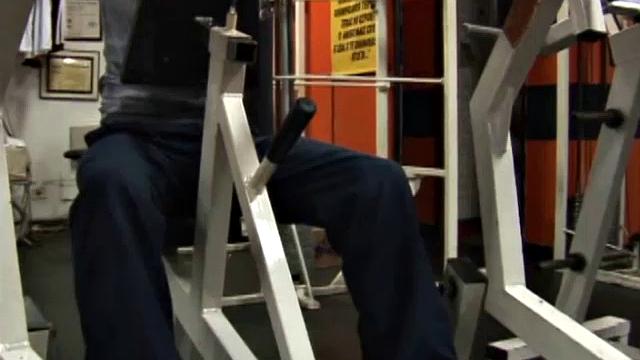 Andrey can't help but notice the hot newcommer at the gym, and with them as the last two working out before closing, Andrey starts giving him the eye, with a flirty look from newcomer Alan right back.