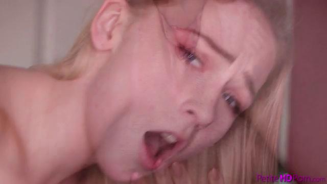 Step Sisters Apple Pie - S20:E4