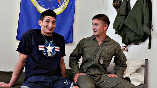 Brandon Anderson Dicks Down Muscly Jim Fit - ActiveDuty