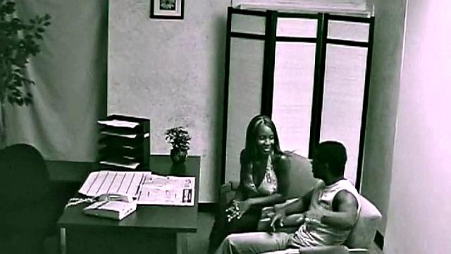 Black hottie gets oral and rides cock