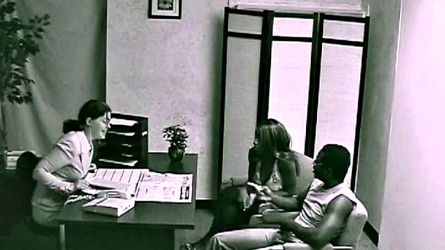 Black hottie gets oral and rides cock