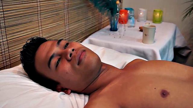 Warren Gets Tickle Treatment