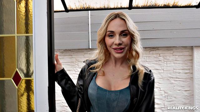 Sexy Lover Loves Anal