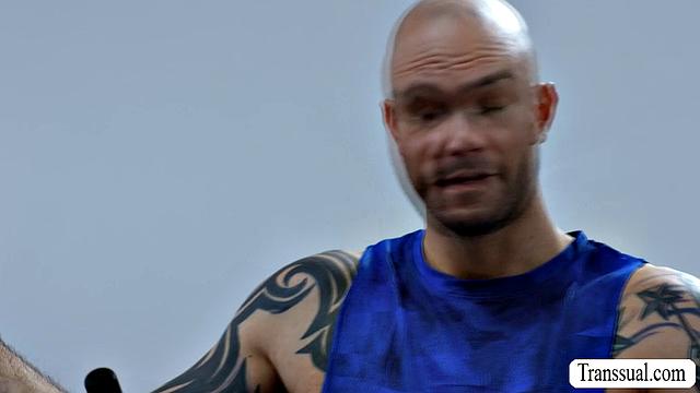 Showing big tits to my fellow gym instructor