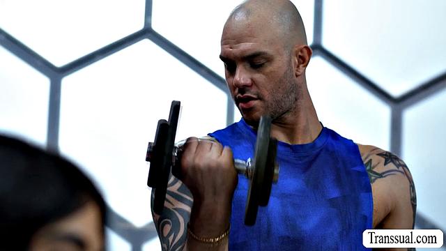 Showing big tits to my fellow gym instructor