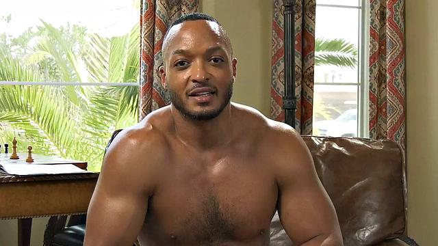 Nympho ladies fucked outdoors in group sex by males