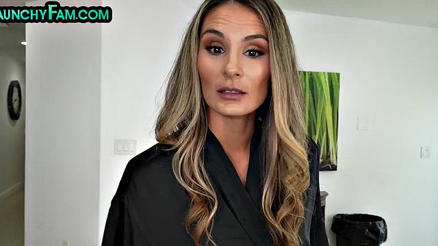 Stepmother Woke Him Up Before Leting Him Fuck Her