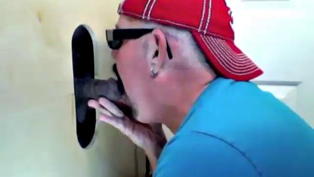 Black Guy Fucks At Gloryhole