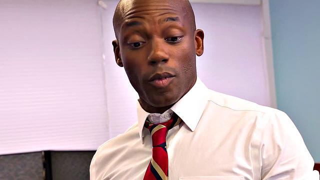 Kinky boss nails BBC employee in the toilet after a steamy cocksucking session