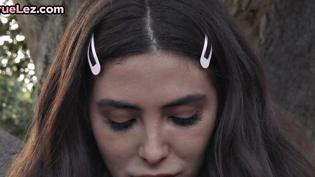 Scissoring lesbians rubbing pussies before fingering