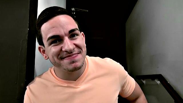 Watch Juicy Jae's bald pussy get pounded in reverse cowgirl and cowgirl positions