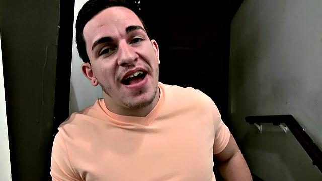 Watch Juicy Jae's bald pussy get pounded in reverse cowgirl and cowgirl positions