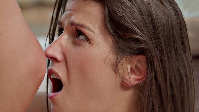 21 SEXTURY - Hot Car Girl Gets Her Pussy After A Ride In A Sports Car