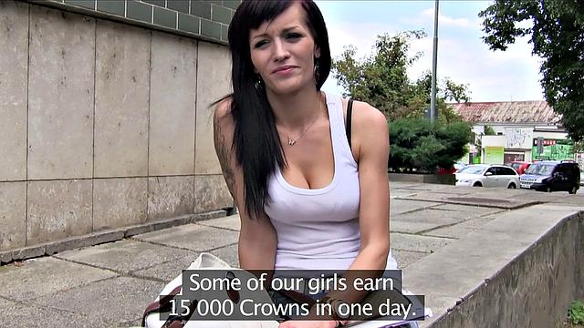 Tattoed Hottie Wants To Be A Model