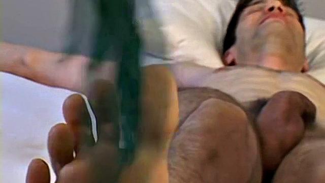 Fredo can't resist a deep, intense gay hookup