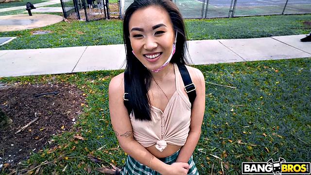 Cheating Girlfriend Gets Karma