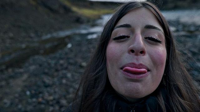 Wandering for face fucking and BDSM play