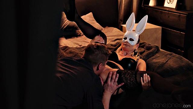 Blonde bunny shares treat