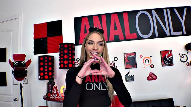 Khloe knows how to please