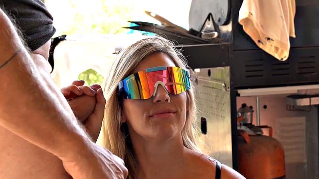 Incredible Real MILF Cumshot Collection Vol. 20: Cum In Mouth