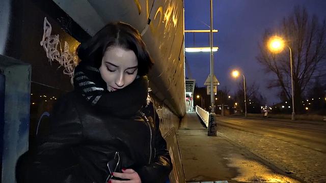 Czech car fun after public blowjob