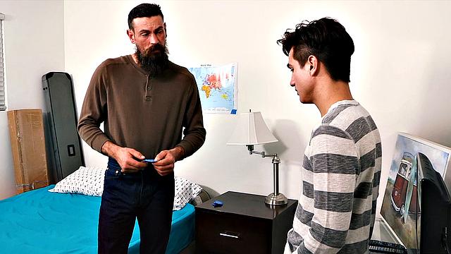 Daddy Will Show You Chapter 1:You're a Virgin, Right?