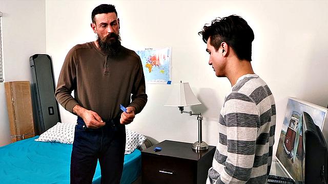 Daddy Will Show You Chapter 1:You're a Virgin, Right?