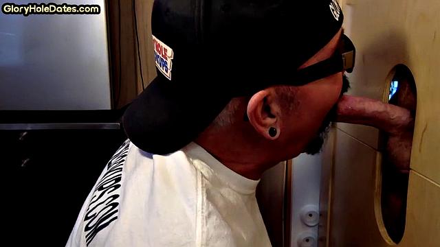 Gloryhole DILF sucks penis in homemade video