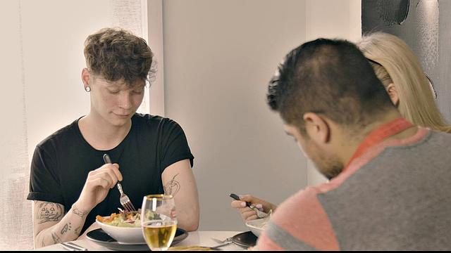 Марко подглядел, чем занят отчим, теперь ему самому не отвертеться