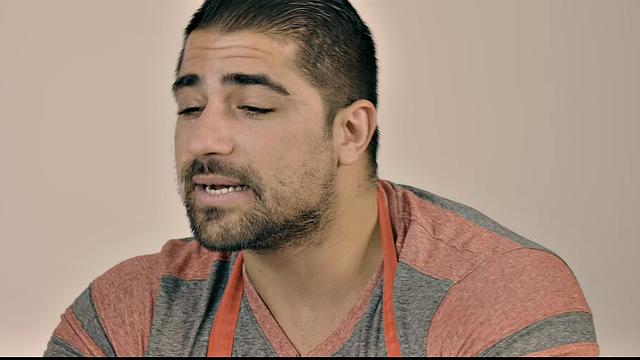 Hot bottom (Ryan Bones, Marco Biancci)