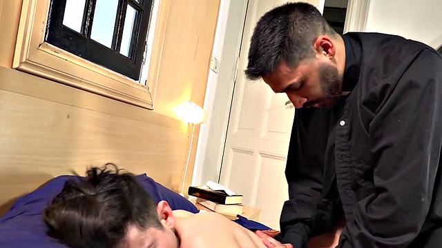 Analeaten Latino twink bred by DILF after giving handjob