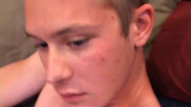 Self-Sucking Tommy Jerking Off