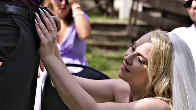 BRIDE4K. Runaway Groom with Vera Jarw