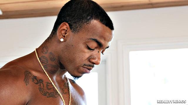 Horny Boyfriend Interrupts Her Yoga