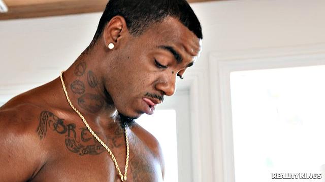 Horny Boyfriend Interrupts Her Yoga