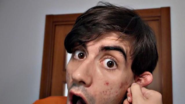 Inked babe pussy licked by little guy before doggystyle sex