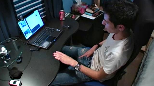 Niki and Andy decide to beat off for each other on webcam. Between the sexy chat and images of each other's smooth bodies and hard cocks, the two men get pretty horned up and shoot big loads of warm cum on themselves.