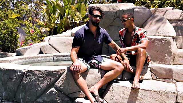 Unsaddled jocks having outdoor threeway after asslick