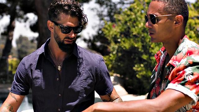 Unsaddled jocks having outdoor threeway after asslick