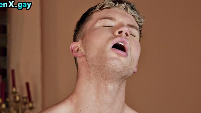 Manly soldier barebacking twink's anal hole after dinner