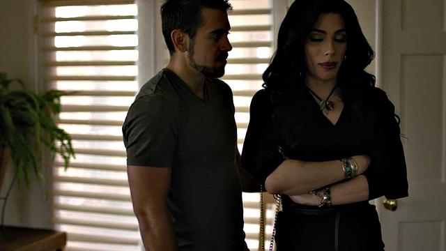 Realtor tgirl sucking buyer before bareback sex