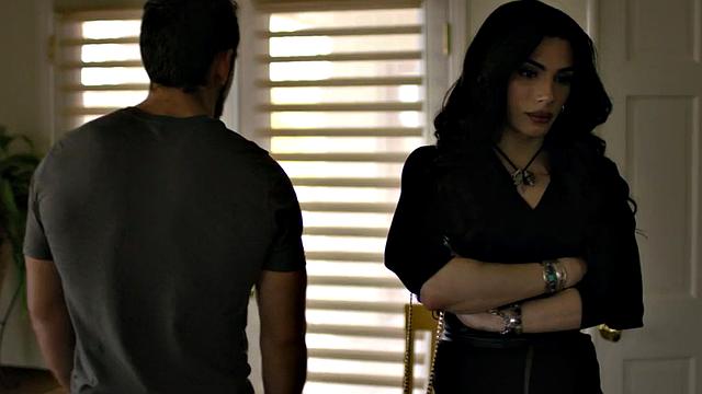 Realtor tgirl sucking buyer before bareback sex