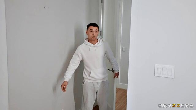 Super-Hot Neighbor & Big Natural MILF Drain New Stepson