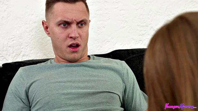 Kiss Mommy On The Lips - S1:E1